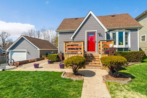 Photo of 326 BELLEVUE Drive, Round Lake Park, IL 60073 (MLS # 12610382)