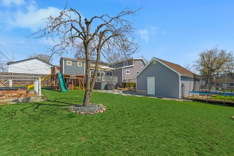 Tiny photo for 326 BELLEVUE Drive, Round Lake Park, IL 60073 (MLS # 12610382)