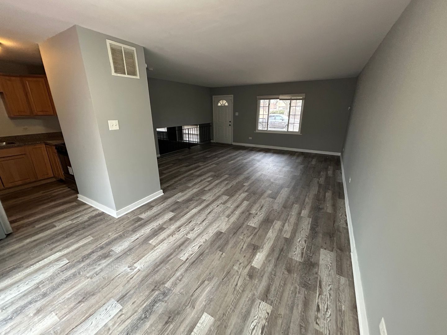 3400 Seine Court