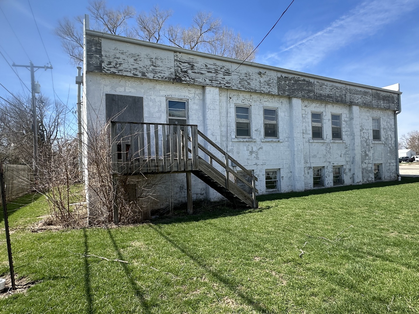 1409 W Rock Falls Road