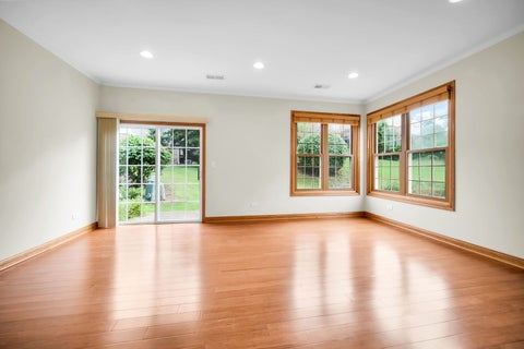 Tiny photo for 2025 S Lincoln Avenue, Lombard, IL 60148 (MLS # 12726925)
