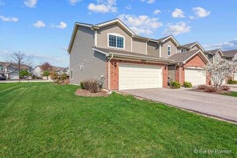 1297 West Lake Drive Cary IL 60013