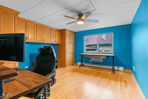 Tiny photo for 222 N Grove Avenue #2B, Oak Park, IL 60302 (MLS # 12484513)