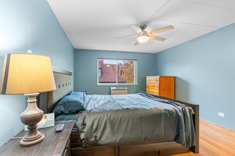 Tiny photo for 222 N Grove Avenue #2B, Oak Park, IL 60302 (MLS # 12484513)