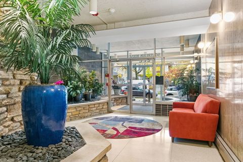 Tiny photo for 222 N Grove Avenue #2B, Oak Park, IL 60302 (MLS # 12484513)