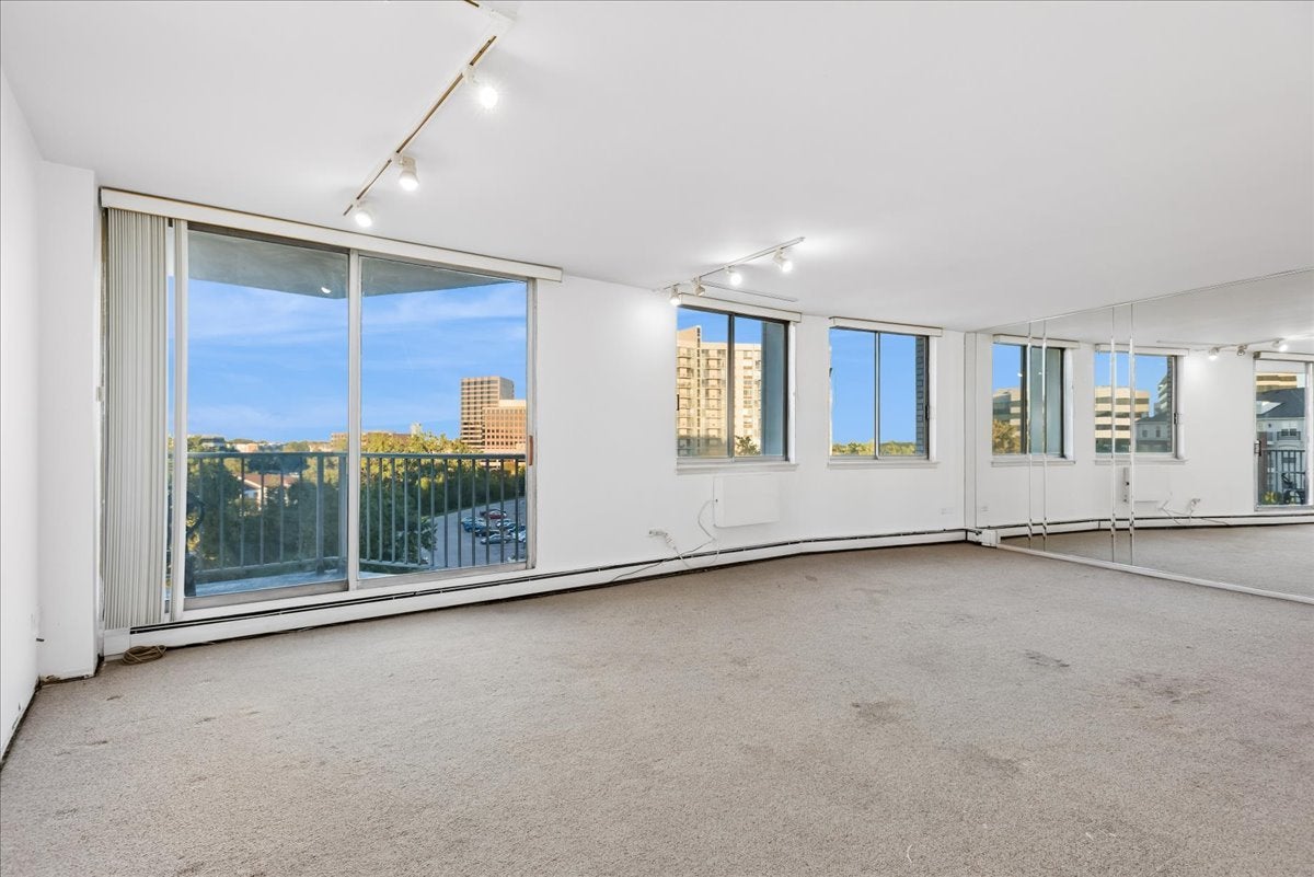 20 N Tower Road 6A
