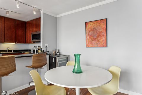 Tiny photo for 655 W IRVING PARK Road #5413, Chicago, IL 60613 (MLS # 12564125)