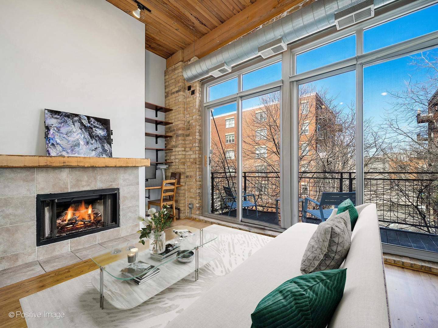 2333 W Saint Paul Avenue 331