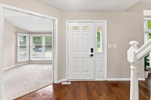 Tiny photo for 66 Copperwood Drive, Buffalo Grove, IL 60089 (MLS # 12746959)