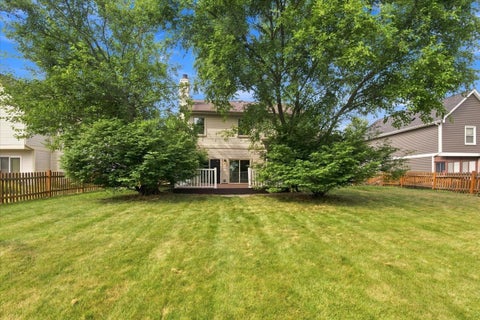 Tiny photo for 66 Copperwood Drive, Buffalo Grove, IL 60089 (MLS # 12746959)