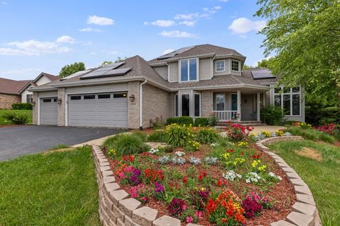 Single Family Residence in Rockford IL 6408 Spring Hill Close.jpg