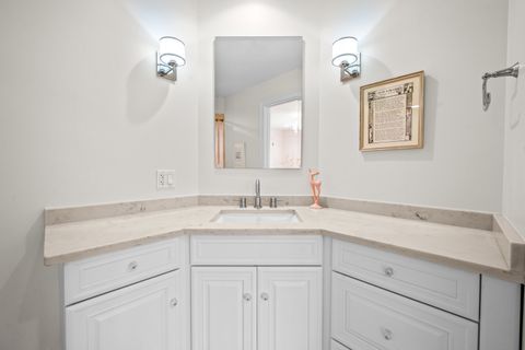 Tiny photo for 1230 Conway Road, Lake Forest, IL 60045 (MLS # 12634106)