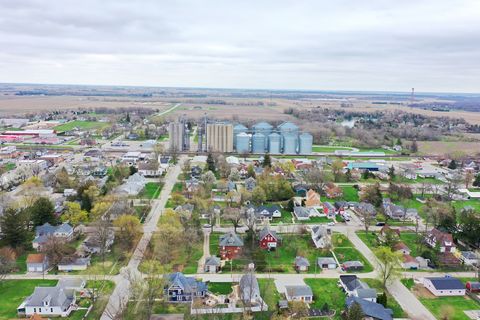 Tiny photo for 205 S Meadow Street, Grant Park, IL 60940 (MLS # 12618523)