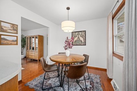 Tiny photo for 2225 Hillandale Road, Davenport, IA 52804 (MLS # 12605016)