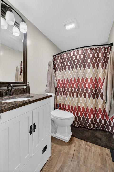 Tiny photo for 5317 Hillandale Road, Davenport, IA 52806 (MLS # 12618607)