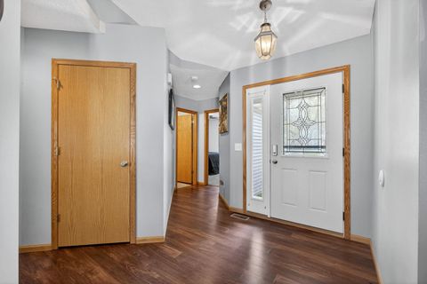 Tiny photo for 5317 Hillandale Road, Davenport, IA 52806 (MLS # 12618607)