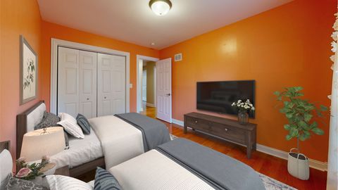 Tiny photo for 1327 Larchmont Drive, Buffalo Grove, IL 60089 (MLS # 12527679)