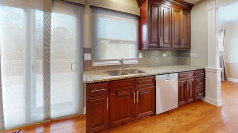 Tiny photo for 1327 Larchmont Drive, Buffalo Grove, IL 60089 (MLS # 12527679)