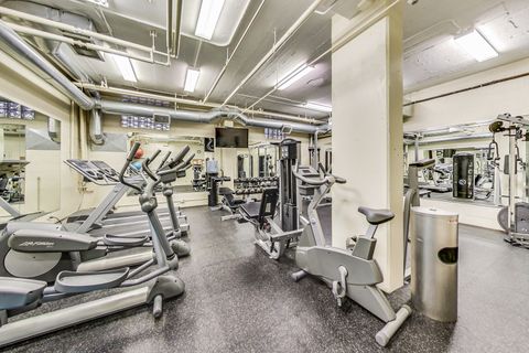 Tiny photo for 2300 N Commonwealth Avenue #7D, Chicago, IL 60614 (MLS # 12485074)