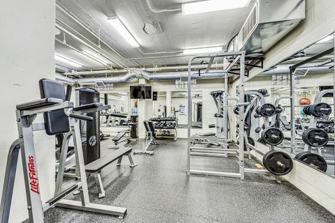 Tiny photo for 2300 N Commonwealth Avenue #7D, Chicago, IL 60614 (MLS # 12485074)