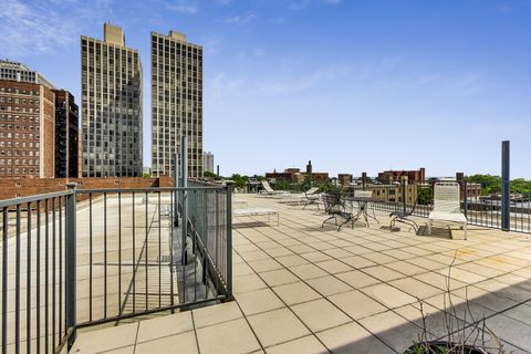 Tiny photo for 2300 N Commonwealth Avenue #7D, Chicago, IL 60614 (MLS # 12485074)