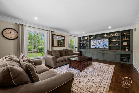 Tiny photo for 1804 Allen Lane, St. Charles, IL 60174 (MLS # 12649109)