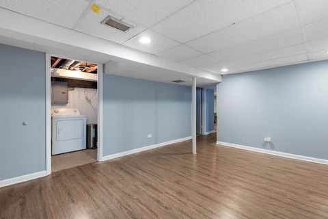 Tiny photo for 6718 W Forest Preserve Drive, Harwood Heights, IL 60706 (MLS # 12623451)