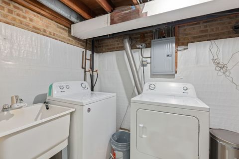 Tiny photo for 6718 W Forest Preserve Drive, Harwood Heights, IL 60706 (MLS # 12623451)