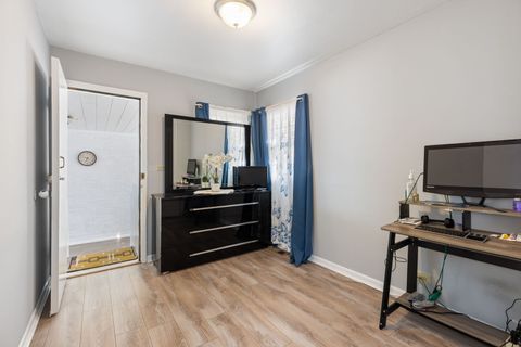 Tiny photo for 6718 W Forest Preserve Drive, Harwood Heights, IL 60706 (MLS # 12623451)