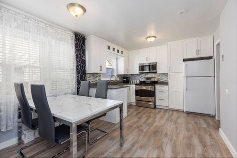 Tiny photo for 6718 W Forest Preserve Drive, Harwood Heights, IL 60706 (MLS # 12623451)