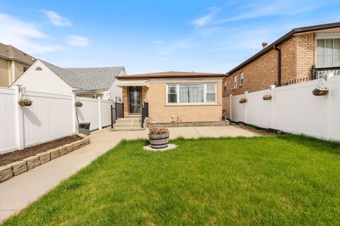 Photo of 6718 W Forest Preserve Drive, Harwood Heights, IL 60706 (MLS # 12623451)