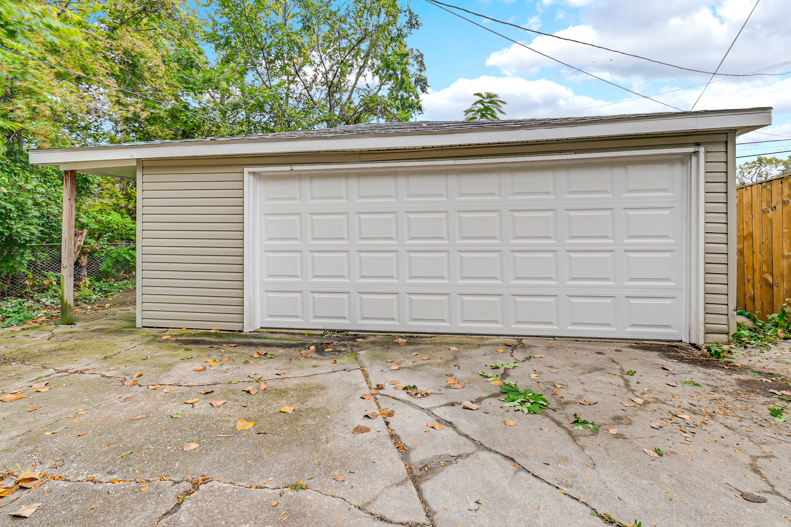 703 W 129th Place