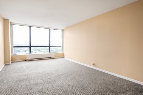 Tiny photo for 5415 N Sheridan Road #2914, Chicago, IL 60640 (MLS # 12762052)