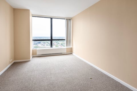 Tiny photo for 5415 N Sheridan Road #2914, Chicago, IL 60640 (MLS # 12762052)