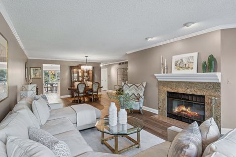 Tiny photo for 1180 Mistwood Court #1180-A, Downers Grove, IL 60515 (MLS # 12495659)