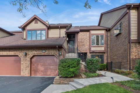 Tiny photo for 1180 Mistwood Court #1180-A, Downers Grove, IL 60515 (MLS # 12495659)