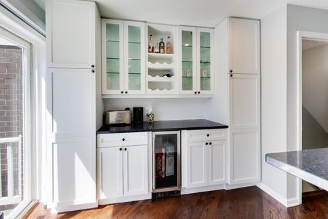 Tiny photo for 3331 N Racine Avenue #D, Chicago, IL 60657 (MLS # 12621794)