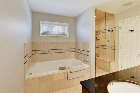 Tiny photo for 3331 N Racine Avenue #D, Chicago, IL 60657 (MLS # 12621794)