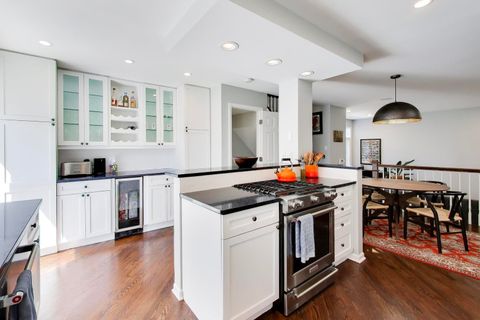 Tiny photo for 3331 N Racine Avenue #D, Chicago, IL 60657 (MLS # 12621794)