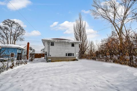 Tiny photo for 4022 N Cass Avenue, Westmont, IL 60559 (MLS # 12529905)