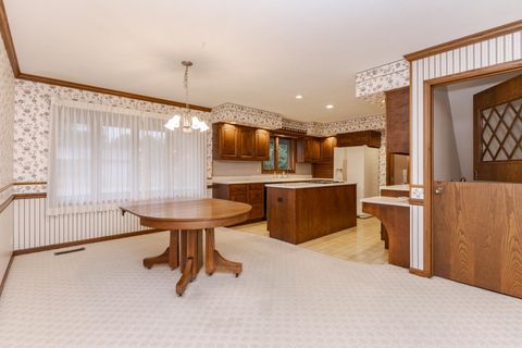 Tiny photo for 104 Boulder Drive, Gridley, IL 61744 (MLS # 12490372)