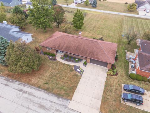 Tiny photo for 104 Boulder Drive, Gridley, IL 61744 (MLS # 12490372)