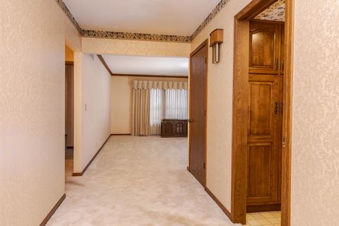 Tiny photo for 104 Boulder Drive, Gridley, IL 61744 (MLS # 12490372)