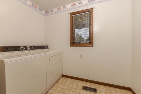 Tiny photo for 104 Boulder Drive, Gridley, IL 61744 (MLS # 12490372)