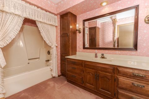 Tiny photo for 104 Boulder Drive, Gridley, IL 61744 (MLS # 12490372)