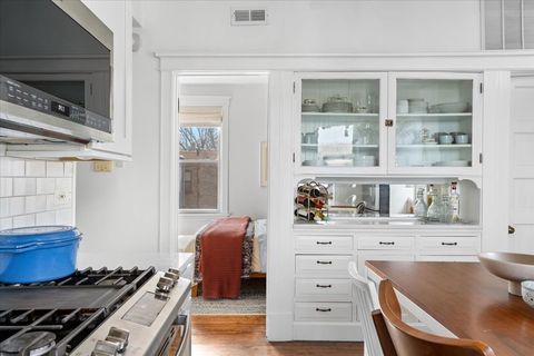 Tiny photo for 1056 N Leavitt Street #2R, Chicago, IL 60622 (MLS # 12608220)