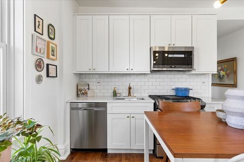 Tiny photo for 1056 N Leavitt Street #2R, Chicago, IL 60622 (MLS # 12608220)