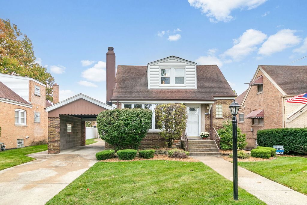 Photo for 4343 W 109th Street, Oak Lawn, IL 60453 (MLS # 12500952)