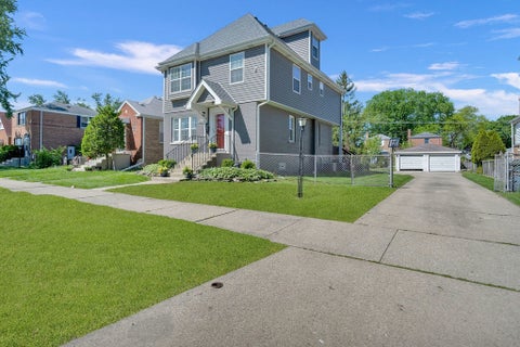 Tiny photo for 4234 Vernon Avenue, Brookfield, IL 60513 (MLS # 12646909)