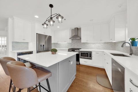 Tiny photo for 4234 Vernon Avenue, Brookfield, IL 60513 (MLS # 12646909)